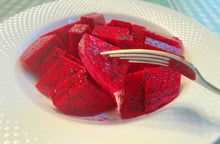 将图片加载到图库查看器,新鲜红心火龙果约7-8个10磅+