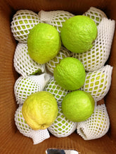 将图片加载到图库查看器,新鲜粉芭乐约5磅/份6-7个