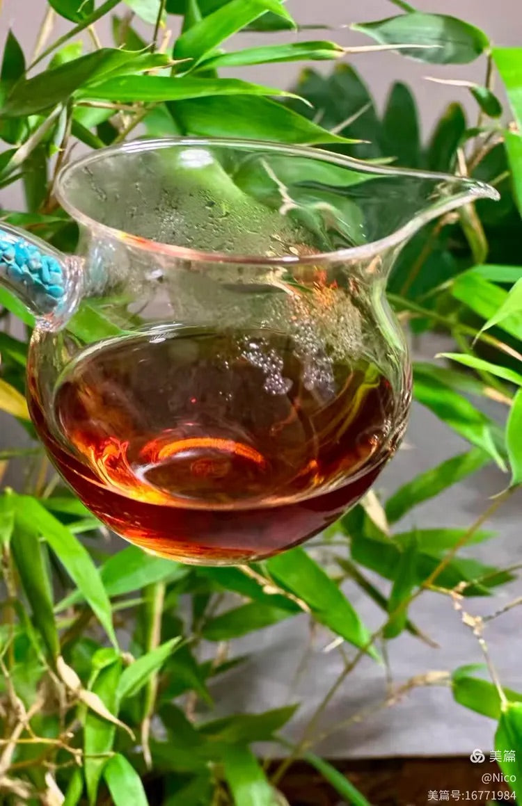 红茶 古树晒红.朱砂痣200克/饼