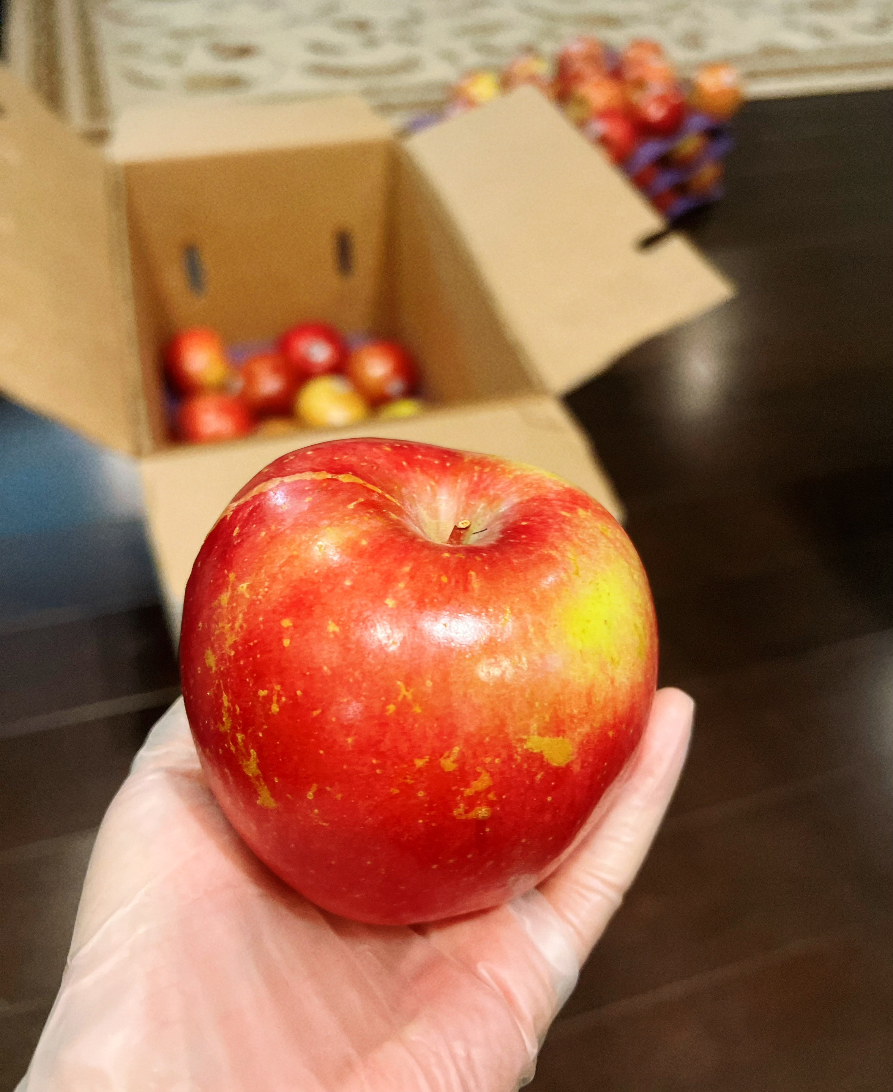 Fuji富士苹果 很脆甜 56个约38-40磅/箱