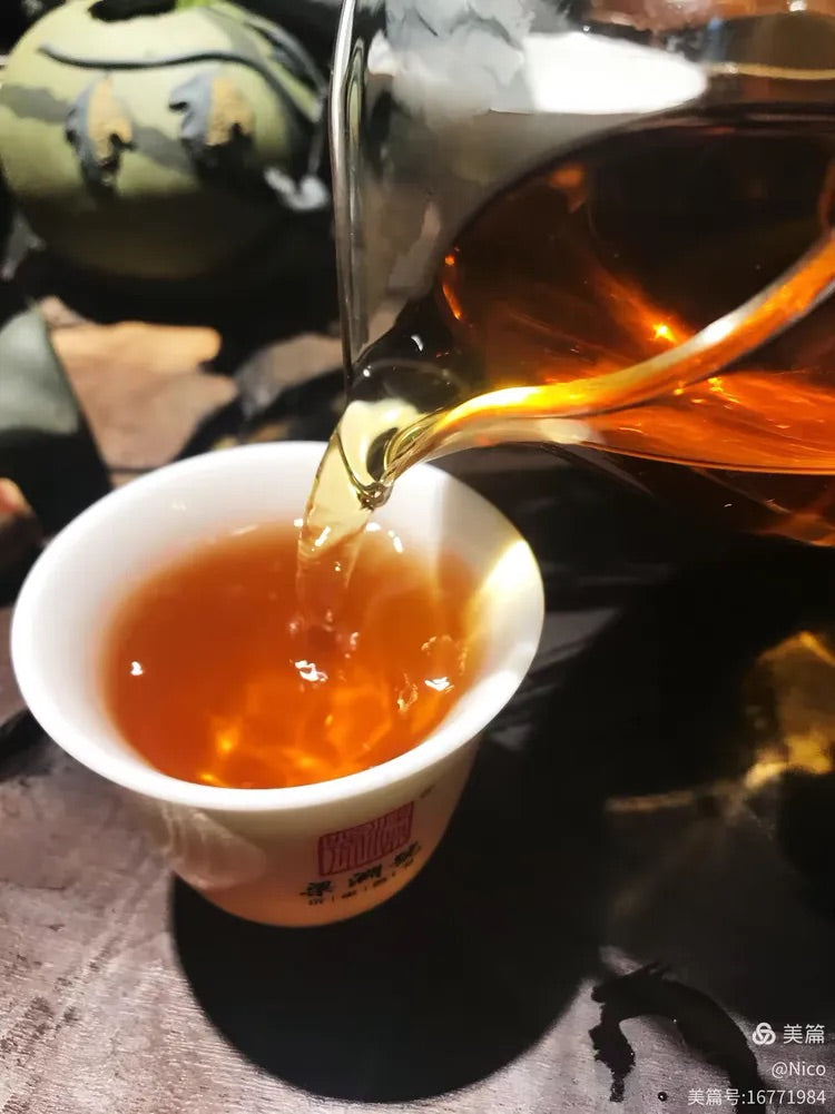 红茶 古树晒红.朱砂痣200克/饼