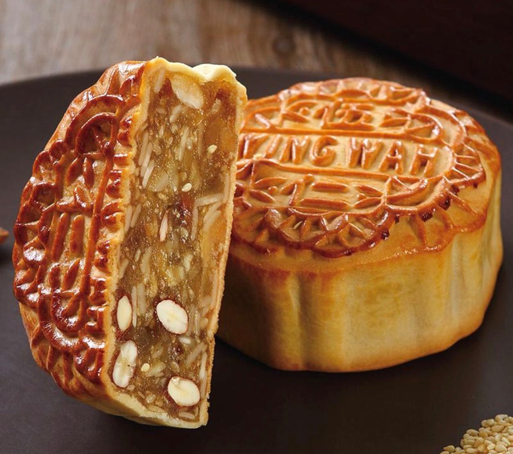 老字号品牌香港荣华 Wing Wah「双黄五仁月饼」，规格 740g / 26oz，4个装。优惠价含3盒月饼再送1袋价值$128的半磅顶级羊肚菌 (Copy)