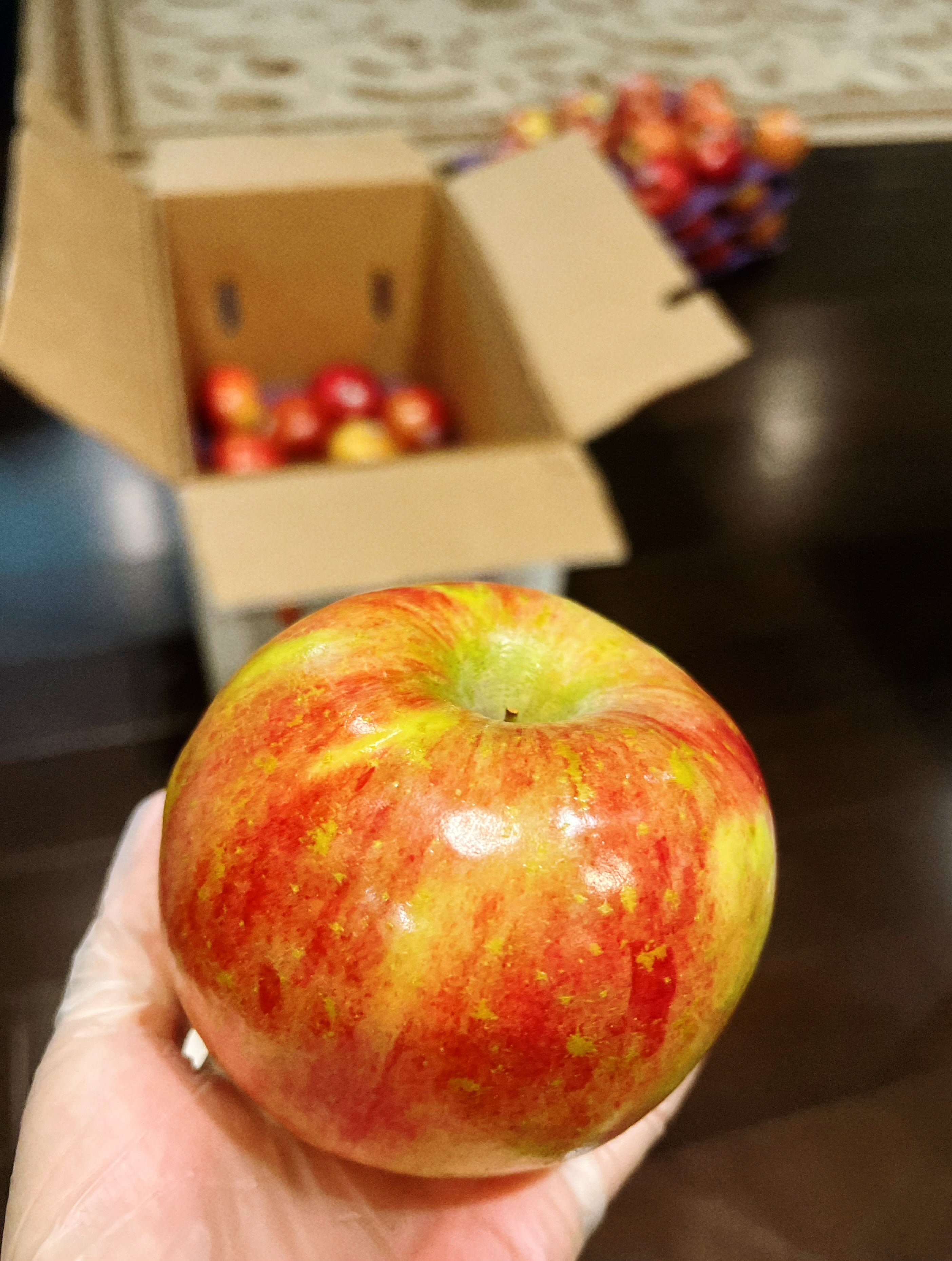 Fuji富士苹果 很脆甜 56个约38-40磅/箱