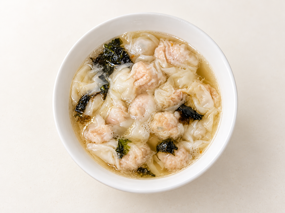 沙县扁肉 60个/份 Shaxian Wontons 皮薄馅嫩•汤鲜味美•地道家乡味 Thin Wrapper • Juicy Filling • Authentic Flavor